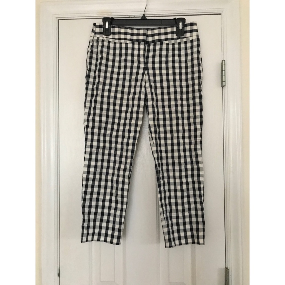 Cropped skinny gingham black and white pants